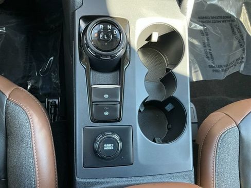 Used 2023 Ford Bronco Sport Outer Banks w/ Tech Package AWD/4WD image 8