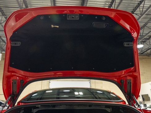 Used 2015 Ferrari California T RWD image 71