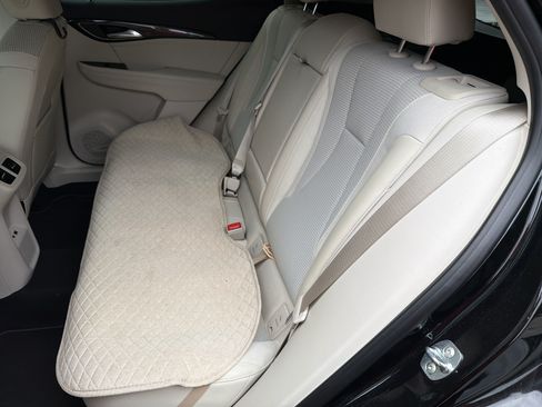 Used 2023 Buick Envision Preferred AWD/4WD image 19