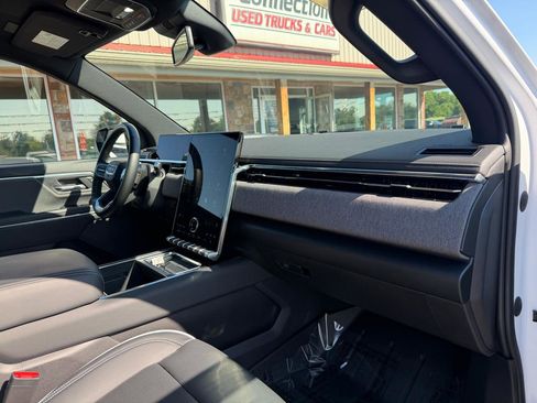 Used 2026 GMC Sierra EV Elevation AWD/4WD image 21