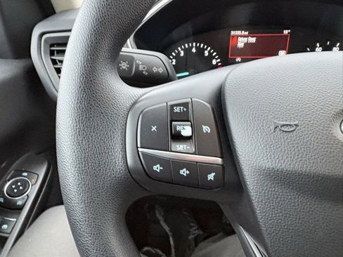 Used 2020 Ford Escape SE image 21