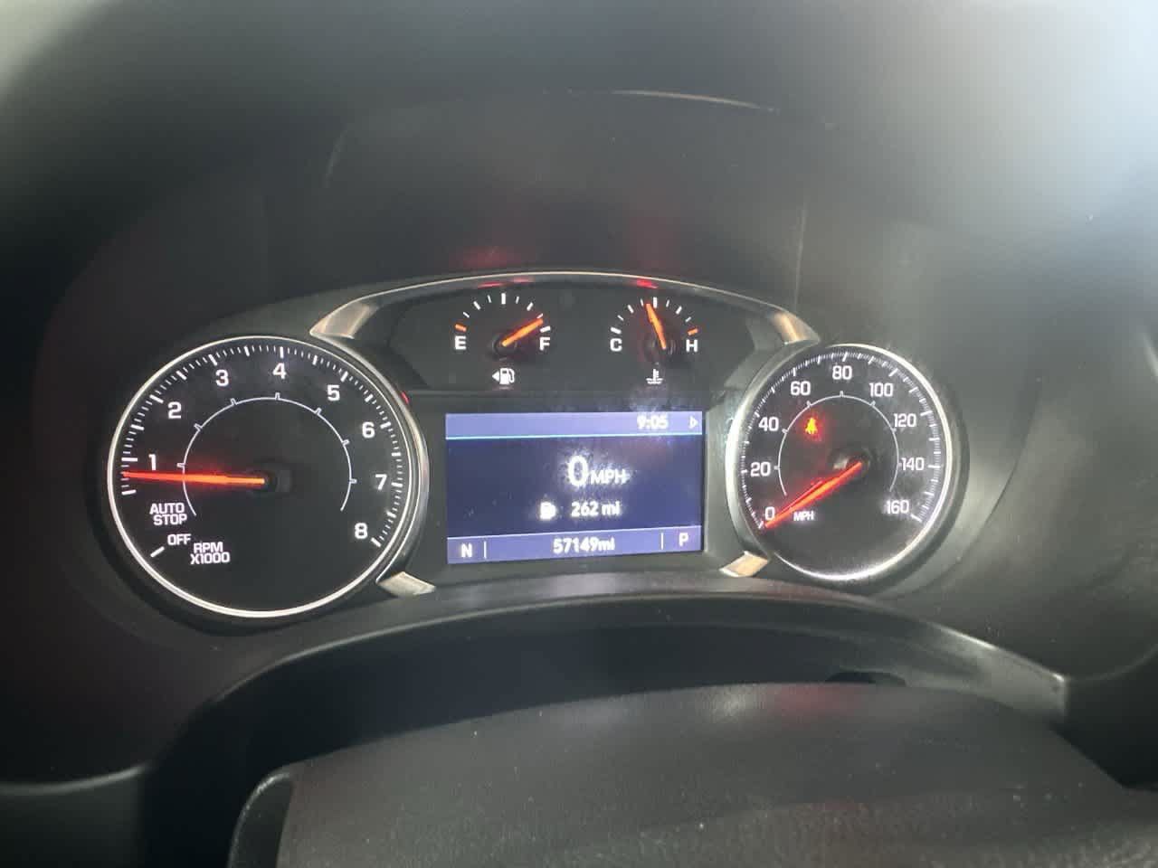 Used 2024 GMC Terrain SLT AWD/4WD image 16