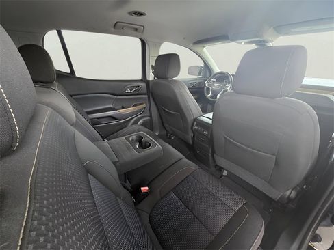 Used 2023 GMC Acadia SLE image 50
