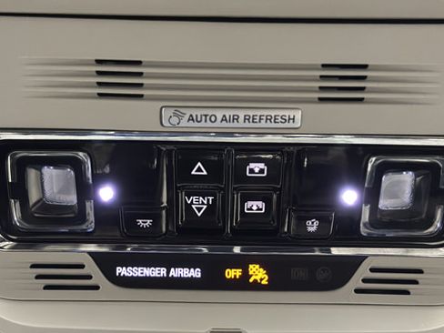 Used 2025 Lincoln Aviator AWD image 19