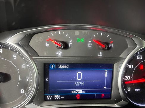 Used 2022 GMC Terrain SLE w/ Driver Convenience Package AWD/4WD image 15