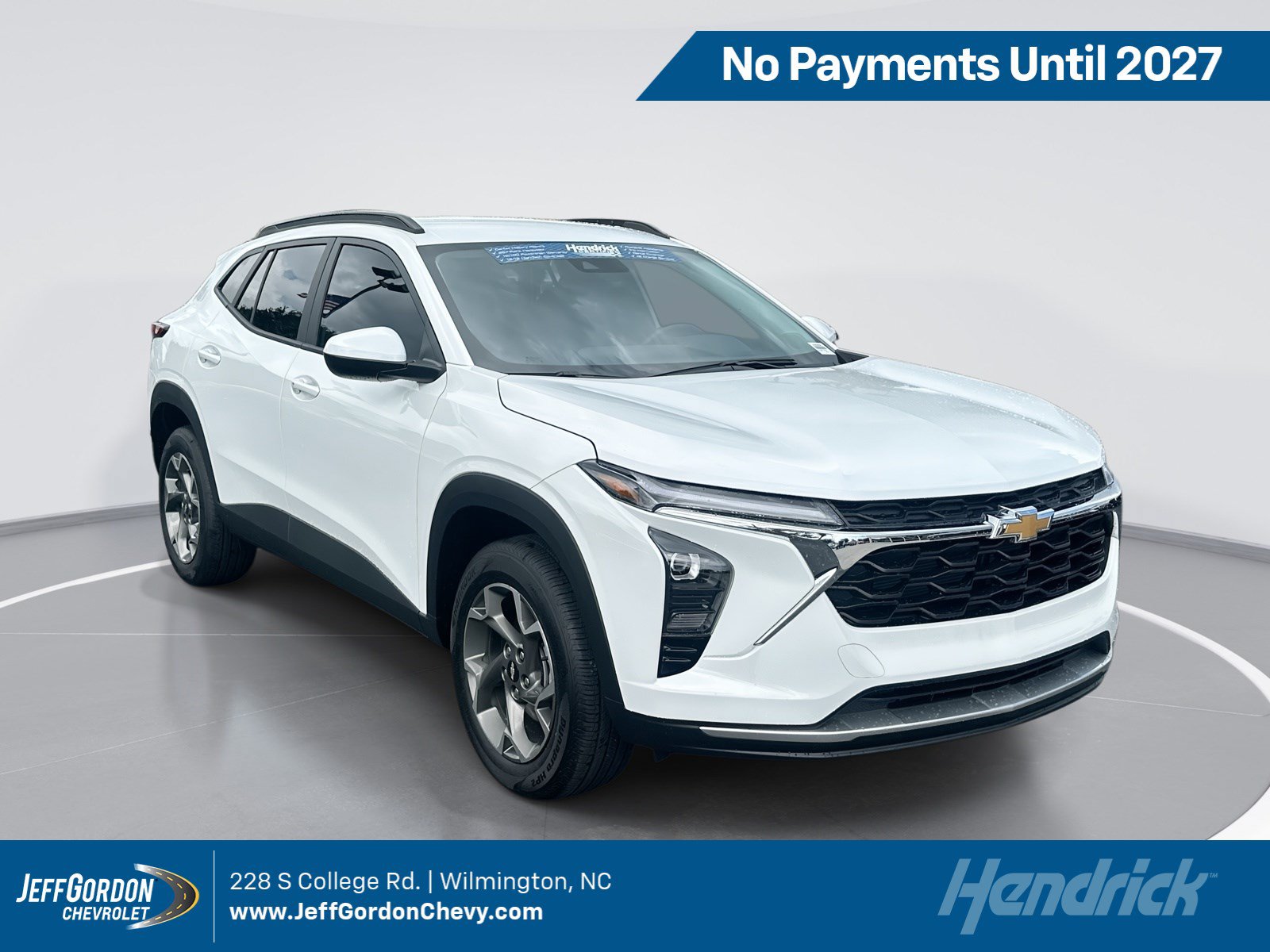 Used 2026 Chevrolet Trax LT w/ Driver Confidence Package FWD image 1