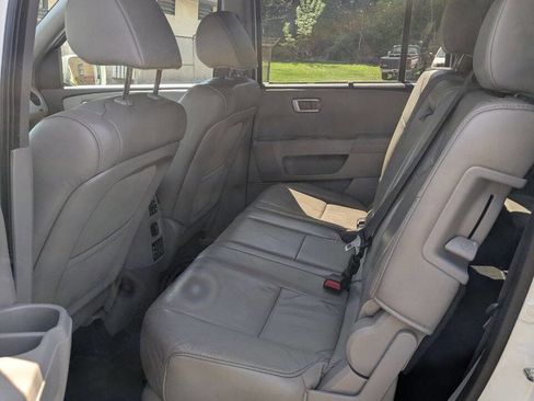 Used 2015 Honda Pilot Touring image 22