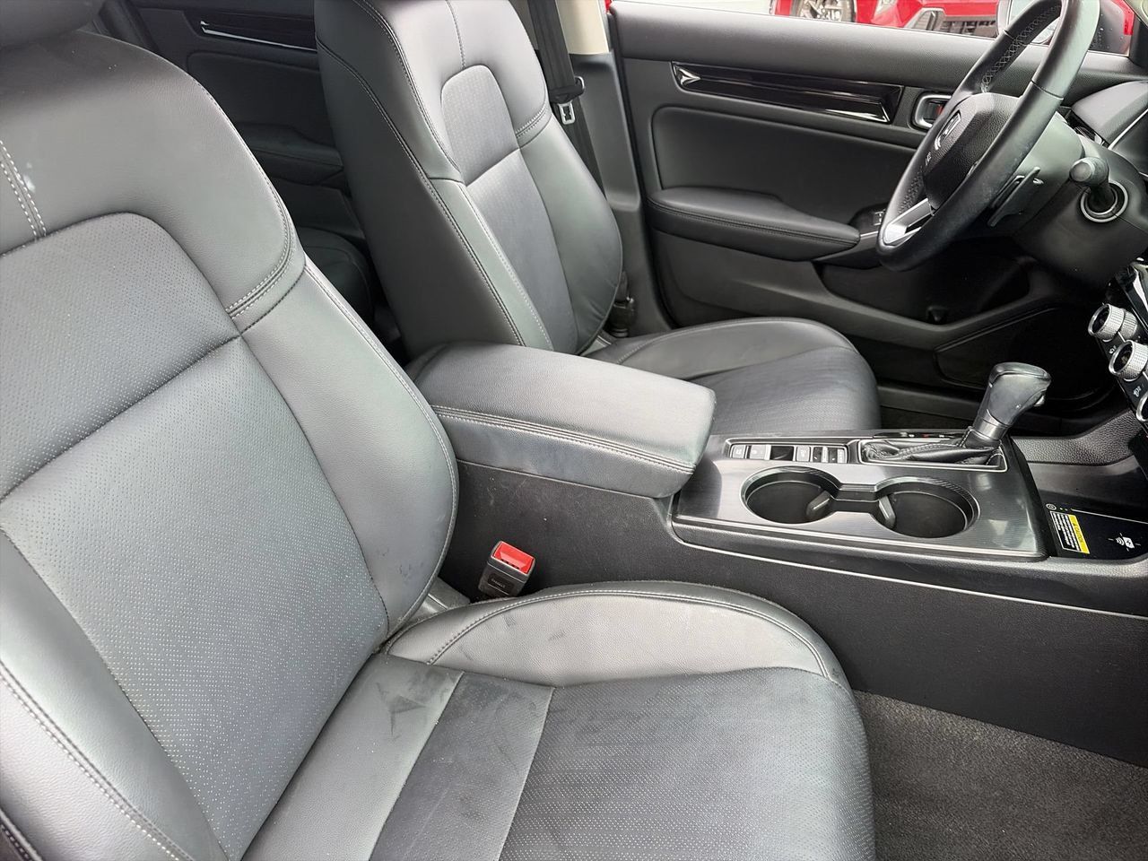 Used 2023 Honda Civic Touring image 10