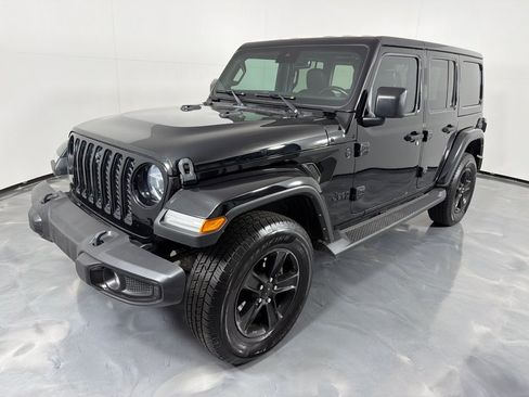 Used 2021 Jeep Wrangler Unlimited Sahara AWD/4WD image 10