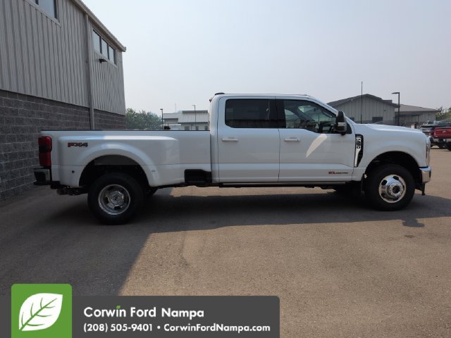 New 2026 Ford F350 Lariat w/ Lariat Ultimate Package AWD/4WD image 2