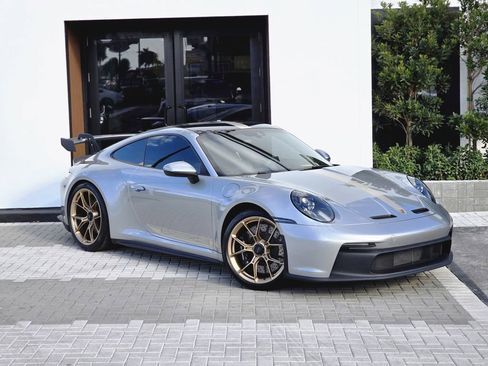 Used 2023 Porsche 911 GT3 RWD image 5