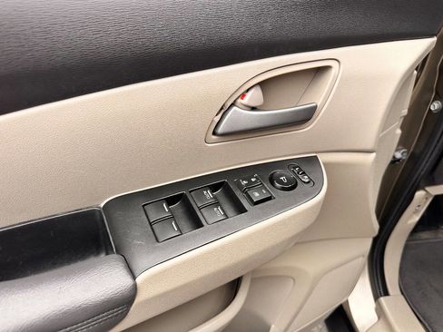 Used 2011 Honda Odyssey LX image 11