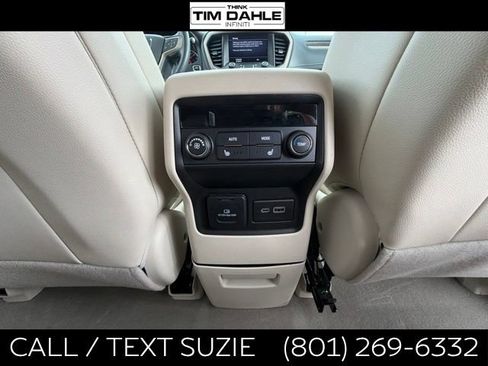 Used 2023 GMC Acadia Denali AWD/4WD image 18