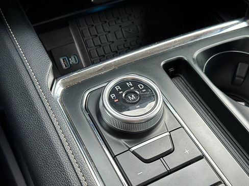 Used 2024 Ford Expedition Max XLT image 22