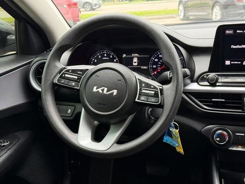 Used 2024 Kia Forte LXS FWD image 17