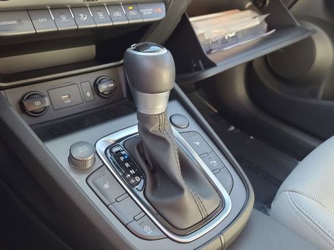 Used 2022 Hyundai Kona Limited w/ Cargo Package image 23