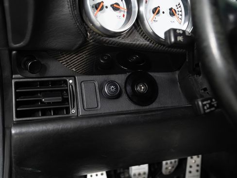 Used 1996 Porsche 911 Turbo RWD image 33