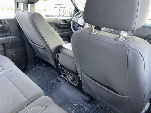 Used 2025 GMC Sierra 1500 Pro w/ Pro Value Package image 8