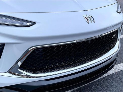 Used 2025 Buick Encore GX Sport Touring w/ Advanced Technology Package image 28