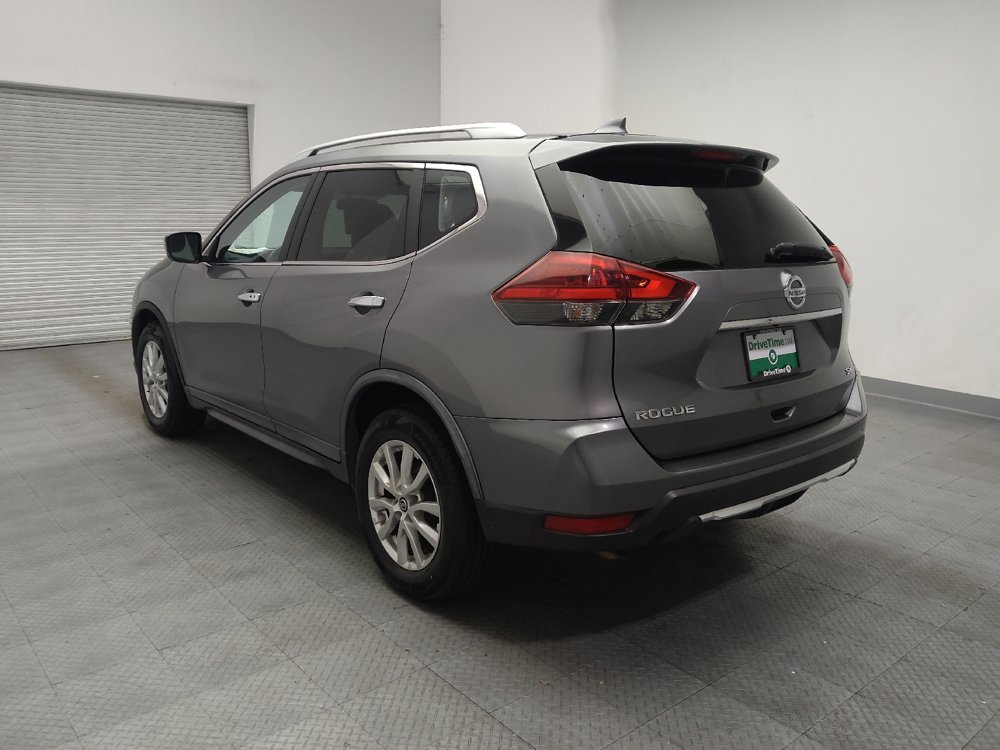 Used 2018 Nissan Rogue SV FWD image 5