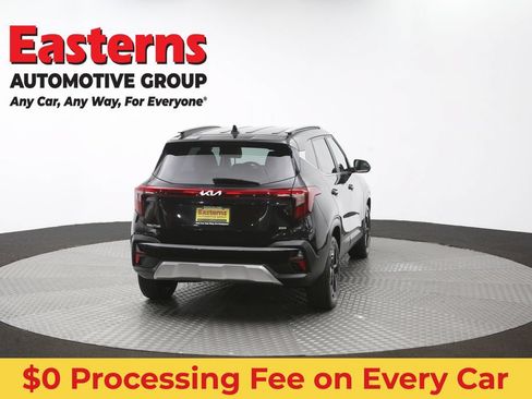 Used 2024 Kia Seltos EX AWD/4WD image 39