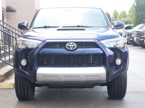 Used 2018 Toyota 4Runner TRD Off-Road image 4