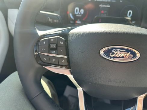 New 2026 Ford Explorer Platinum w/ LUX Leather Package image 40