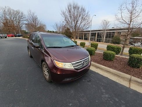 Used 2011 Honda Odyssey EX-L image 7