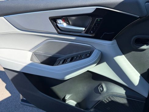 Certified 2026 Acura MDX w/ Technology Package image 30