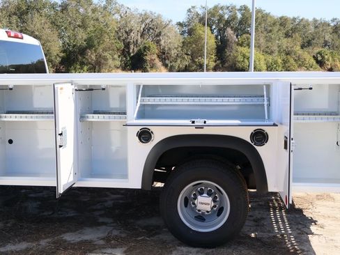 New 2025 GMC Sierra 3500 Pro w/ Convenience Package AWD/4WD image 7
