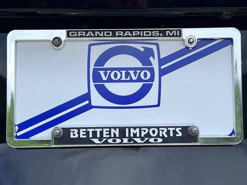 New 2026 Volvo XC90 B6 Plus w/ Protection Package Premier AWD/4WD image 38