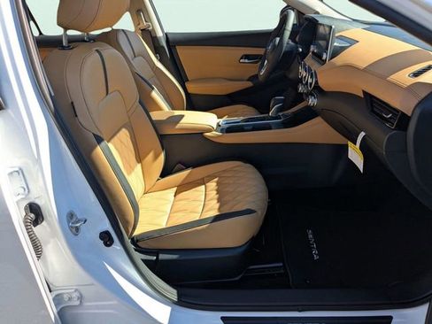 New 2025 Nissan Sentra SV w/ SV Premium Package FWD image 34