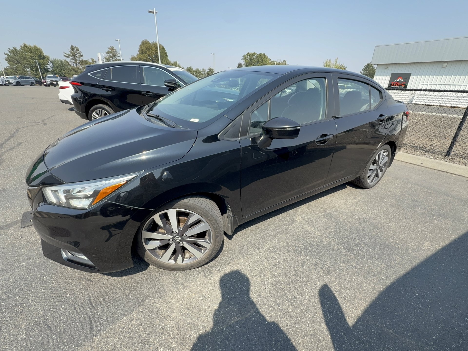 Used 2020 Nissan Versa SR FWD image 33
