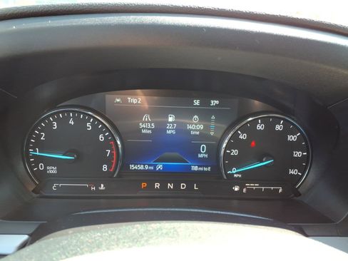 Used 2024 Ford Explorer XLT w/ Equipment Group 202A AWD/4WD image 25