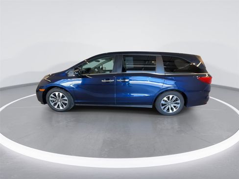 Used 2023 Honda Odyssey EX-L image 4