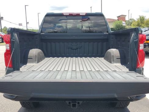 Used 2025 Chevrolet Silverado 1500 ZR2 w/ Technology Package AWD/4WD image 28