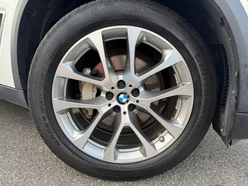 Used 2020 BMW X5 xDrive40i w/ Convenience Package AWD/4WD image 40