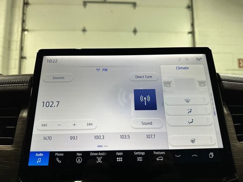 Used 2023 Ford Expedition Limited AWD/4WD image 31