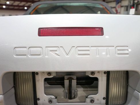 Used 1996 Chevrolet Corvette Convertible RWD image 39