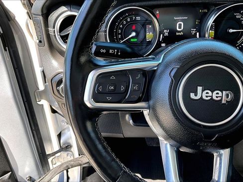 Used 2023 Jeep Wrangler Unlimited Sahara w/ Cold Weather Group AWD/4WD image 13