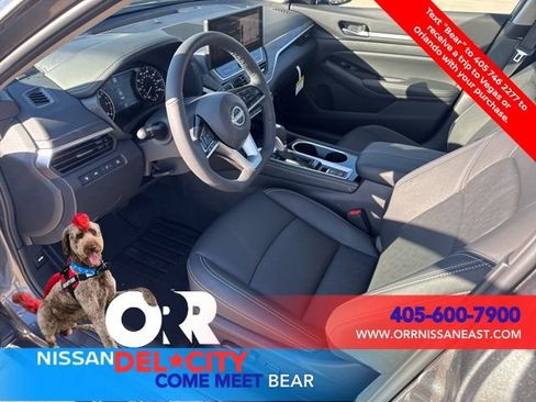 New 2025 Nissan Altima 2.5 SL image 16