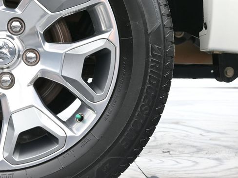 Used 2018 RAM 1500 Limited AWD/4WD image 44