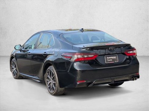 Certified 2024 Toyota Camry SE image 8