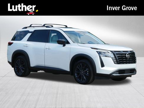 Certified 2026 Nissan Pathfinder SL w/ SL Premium Package AWD/4WD image 1
