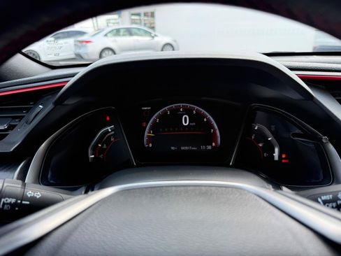Used 2018 Honda Civic Type R image 14