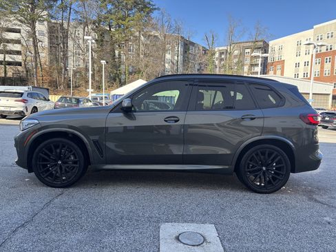 Used 2023 BMW X5 xDrive40i w/ M Sport Package image 2