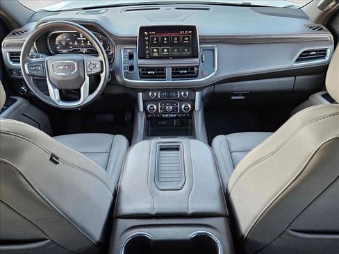 Used 2023 GMC Yukon SLT image 18