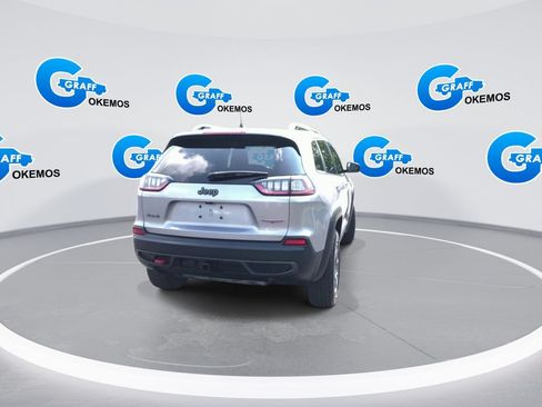 Used 2020 Jeep Cherokee Trailhawk w/ Cold Weather Group AWD/4WD image 3