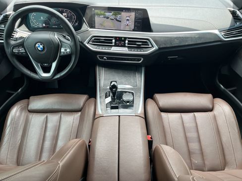 Used 2022 BMW X5 xDrive40i w/ Premium Package AWD/4WD image 3
