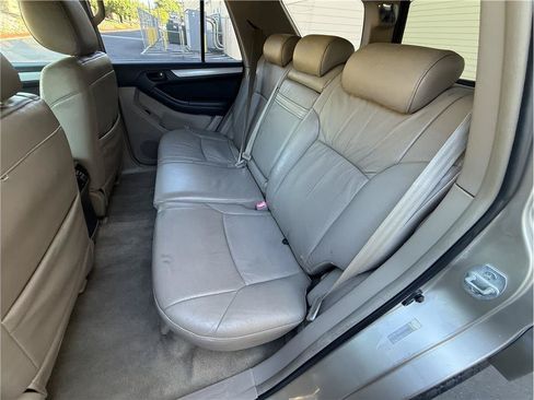 Used 2005 Toyota 4Runner SR5 RWD image 15